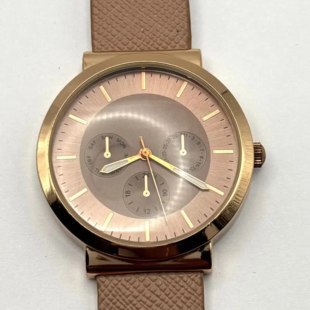 Gold Analog Men's Watch